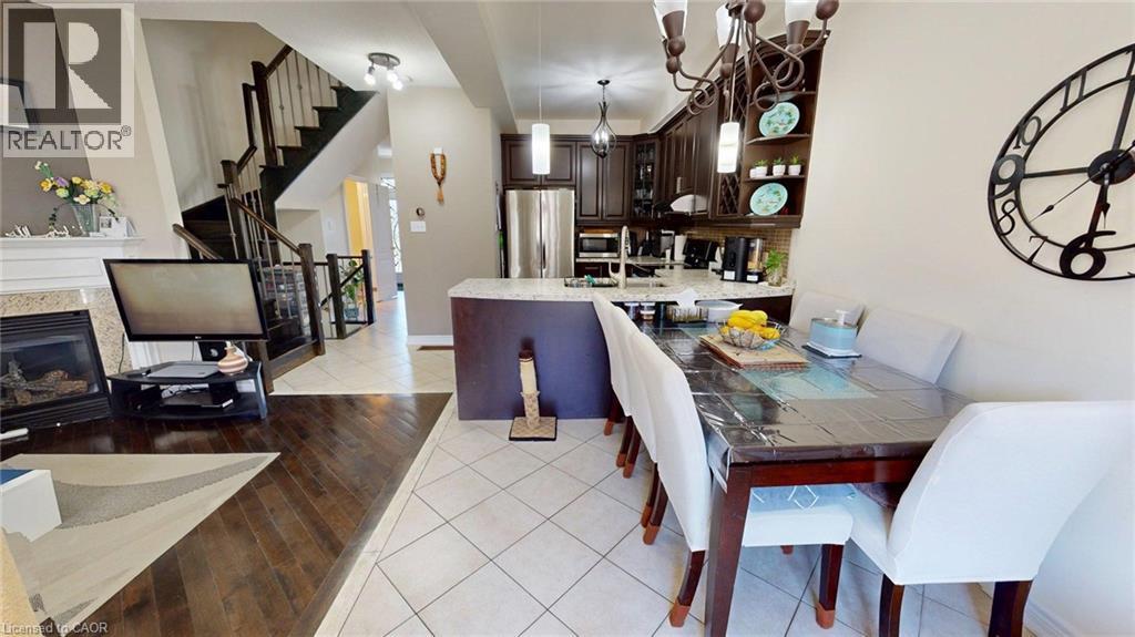 206 Springstead Avenue, Stoney Creek, Ontario  L8E 6E8 - Photo 6 - 40774991