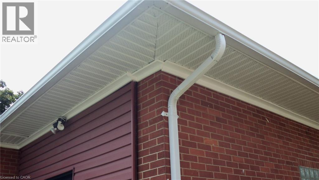 160 Erb Street E, Waterloo, Ontario  N2J 1M4 - Photo 4 - 40773122