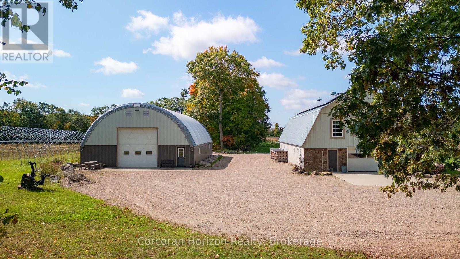 707 Peter Street W, Oro-Medonte, Ontario  L4R 4K3 - Photo 35 - S12438672
