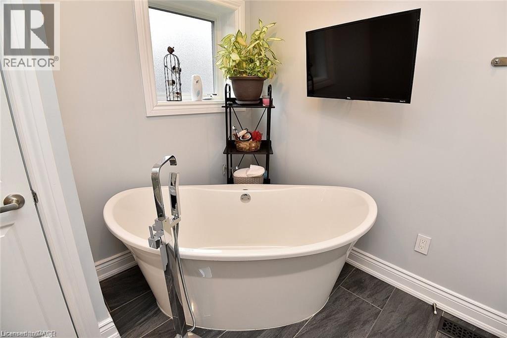 293 Fairfield Avenue, Hamilton, Ontario  L8H 5H5 - Photo 31 - 40775604