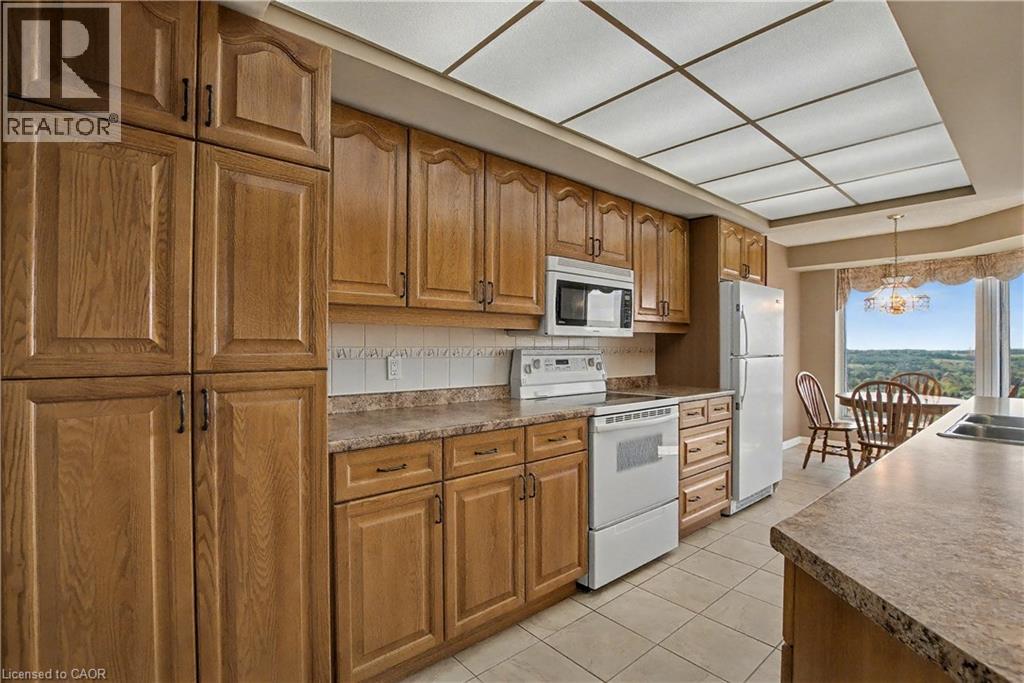 190 Hespeler Road Unit# 1801, Cambridge, Ontario  N1R 8B8 - Photo 15 - 40765942