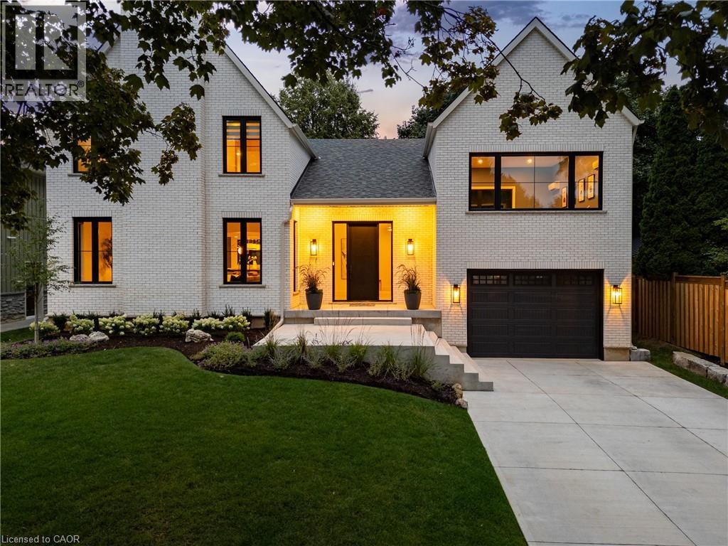 935 HARVEY Place, Burlington, Ontario