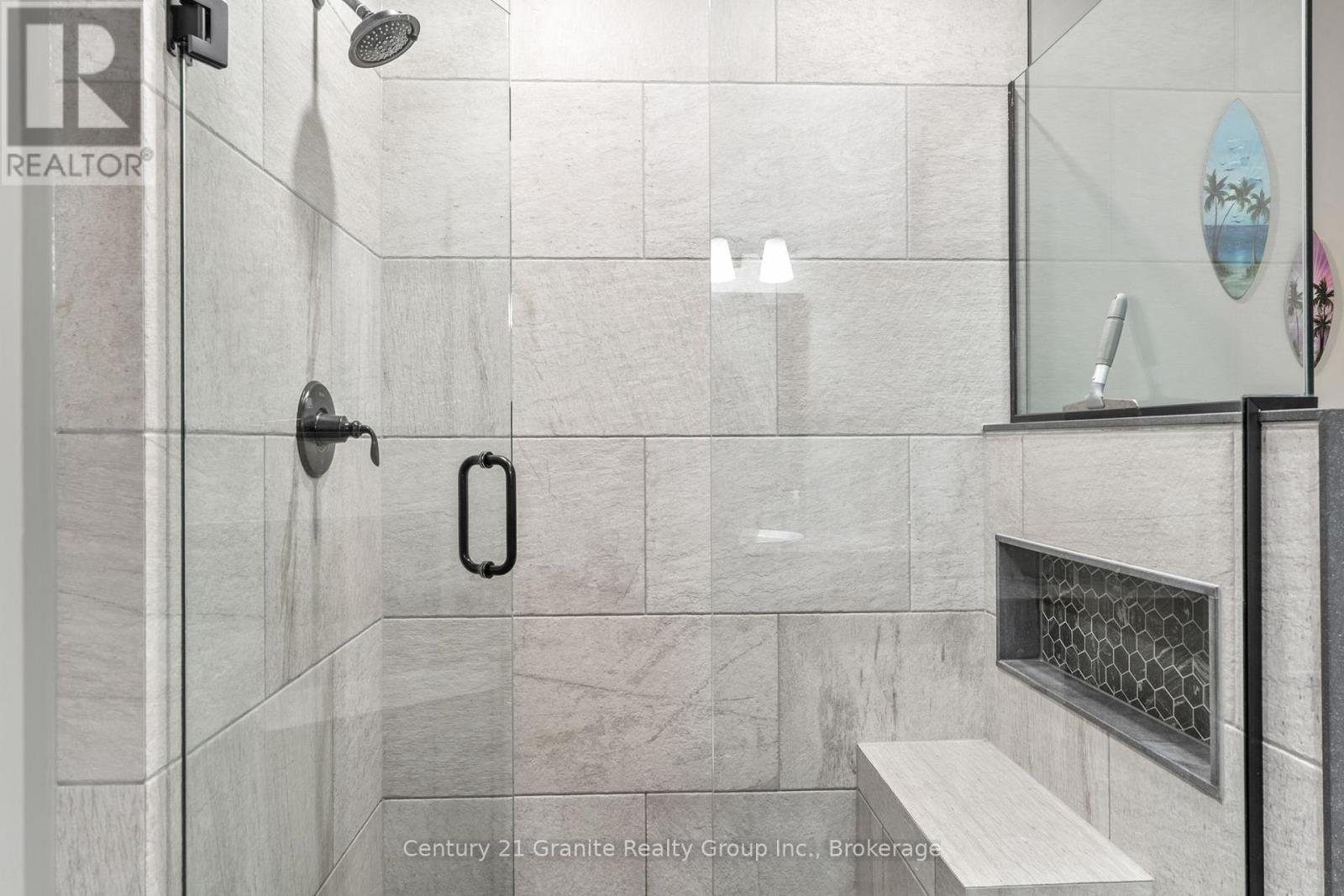 1012 Redner Road, Algonquin Highlands, Ontario  K0M 1S0 - Photo 19 - X12439439