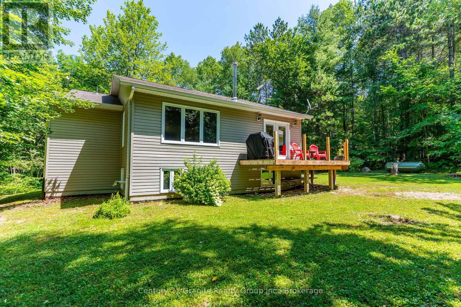 1012 Redner Road, Algonquin Highlands, Ontario  K0M 1S0 - Photo 35 - X12439439