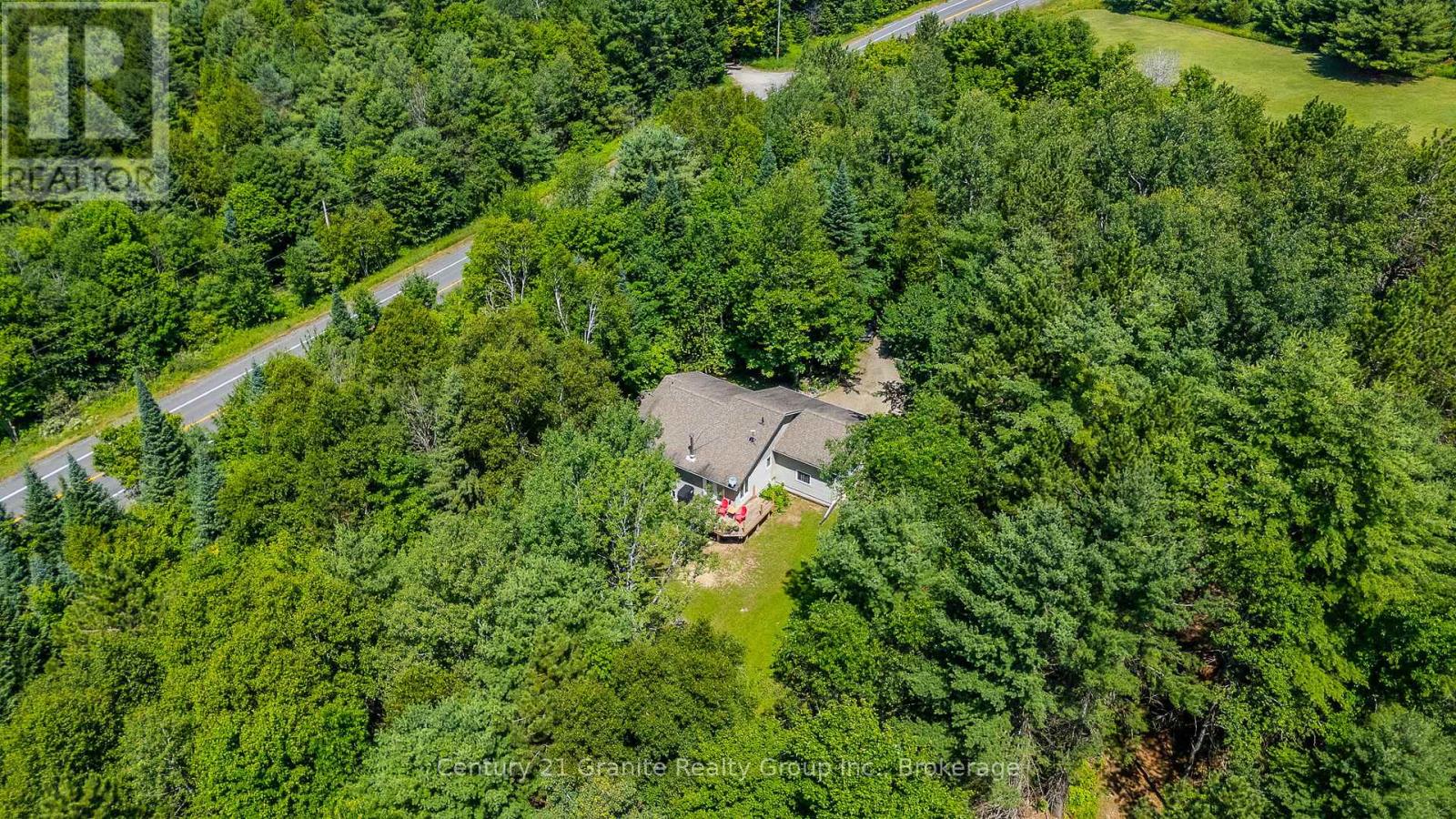 1012 Redner Road, Algonquin Highlands, Ontario  K0M 1S0 - Photo 40 - X12439439