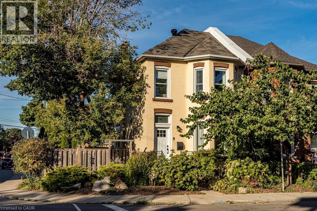 467 KING WILLIAM Street, Hamilton, Ontario