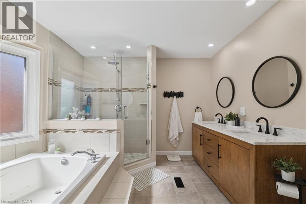 44 Sunvale Place, Stoney Creek, Ontario  L8E 4Z7 - Photo 29 - 40775133