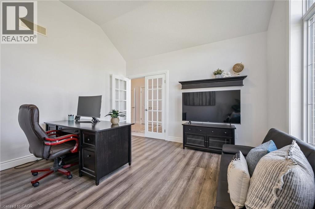 530 Krotz Street E, Listowel, Ontario  N4W 0E4 - Photo 6 - 40772811