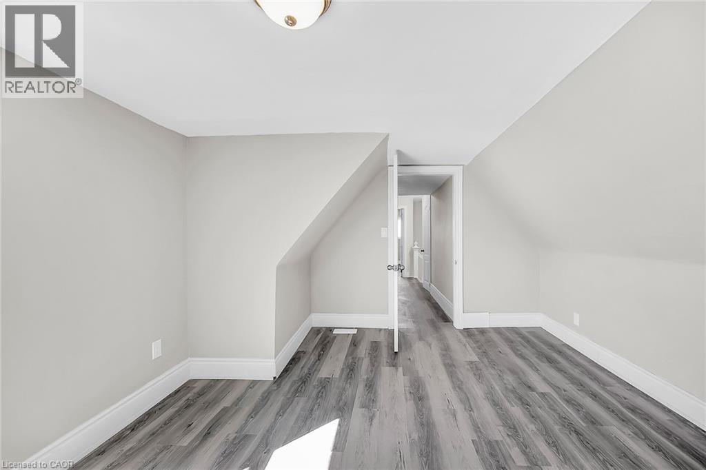 138 Sanford Avenue N, Hamilton, Ontario  L8L 5Z5 - Photo 18 - 40775706