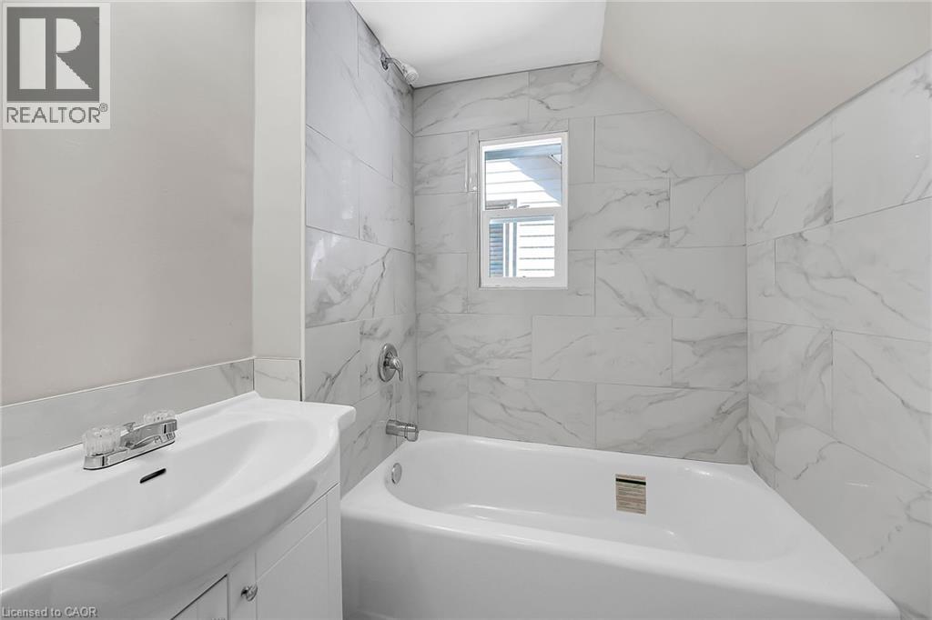 138 Sanford Avenue N, Hamilton, Ontario  L8L 5Z5 - Photo 19 - 40775706