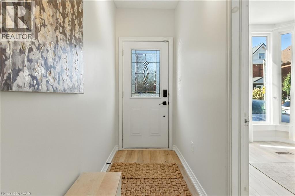 78 Oak Avenue, Hamilton, Ontario  L8L 5M8 - Photo 3 - 40775836