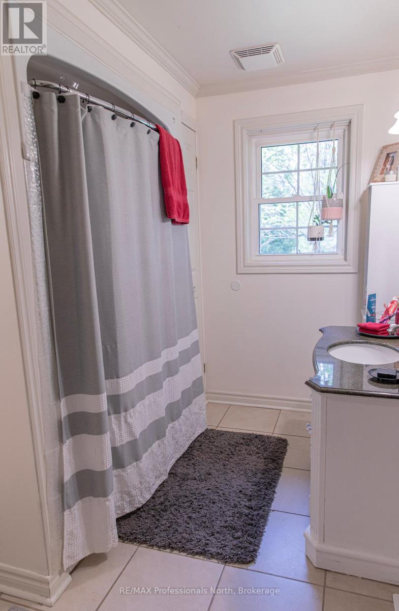 22 Robert Drive, Faraday, Ontario  K0L 1C0 - Photo 15 - X12440911