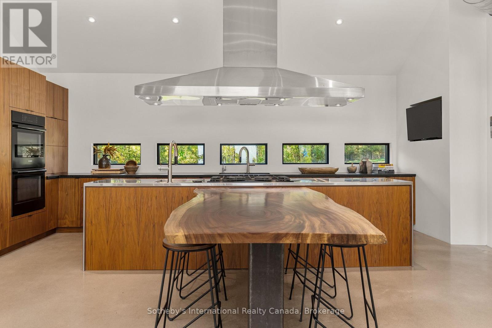 589903 Grey Road 19, Blue Mountains, Ontario  L9Y 2L8 - Photo 15 - X12440935