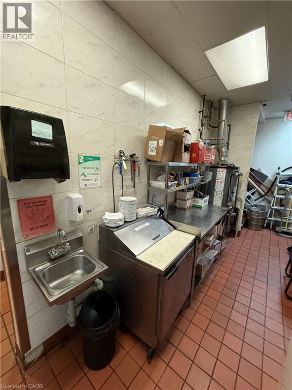 1508 Upper James Street, Hamilton, Ontario  L9B 1K3 - Photo 40 - 40775952