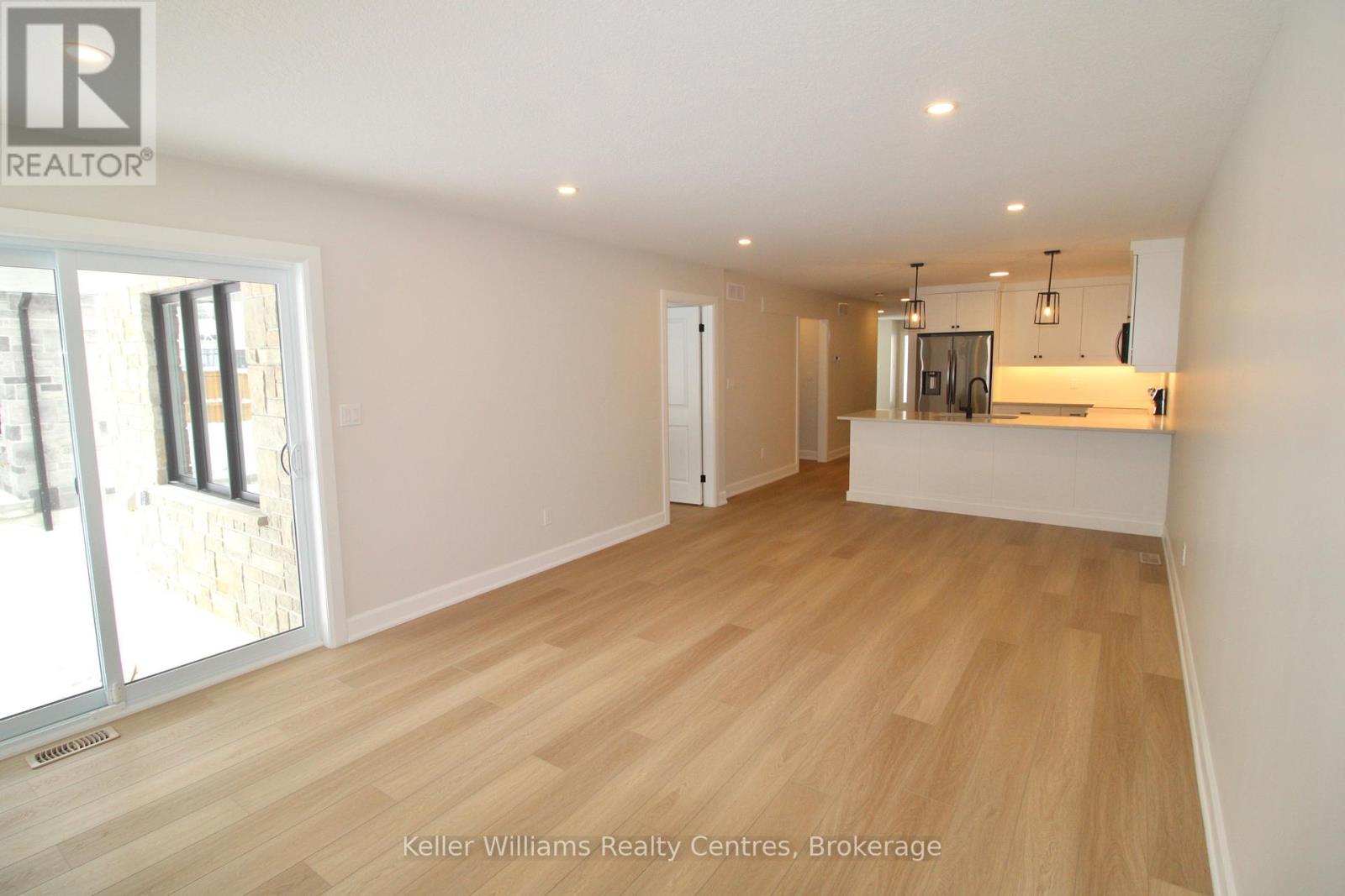 844 22nd Avenue A, Hanover, Ontario  N4N 0C6 - Photo 16 - X12441095