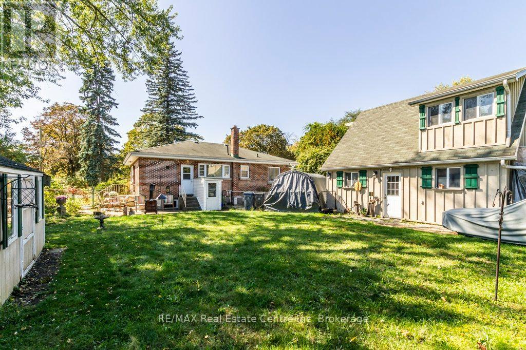 11 Riverview Drive, Guelph, Ontario  N1E 3R6 - Photo 24 - X12441367