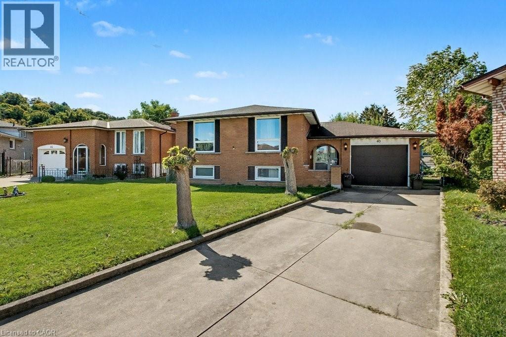 40 TARA Court, Hamilton, Ontario