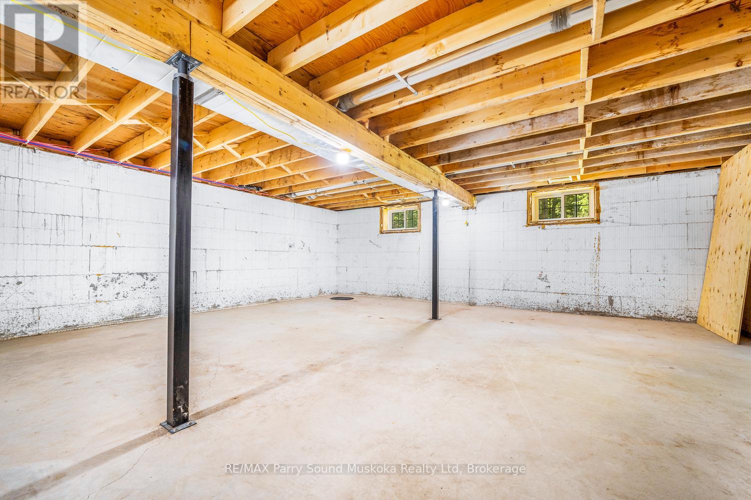 67 Hwy 141 Highway, Seguin, Ontario  P2A 2W8 - Photo 44 - X12441670