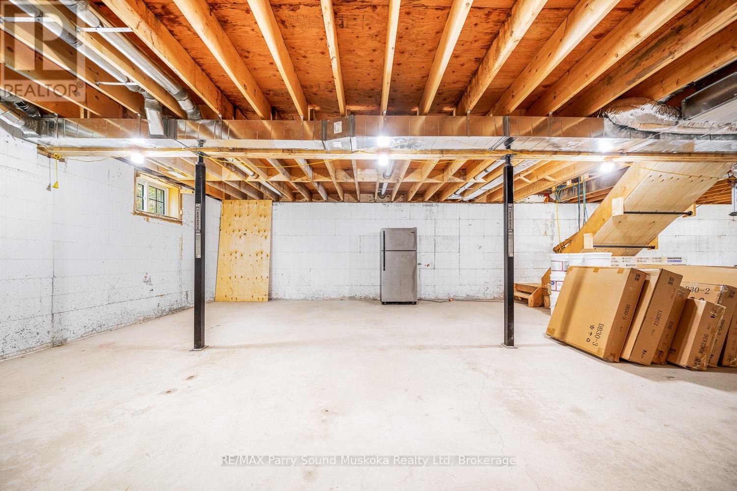 67 Hwy 141 Highway, Seguin, Ontario  P2A 2W8 - Photo 46 - X12441670