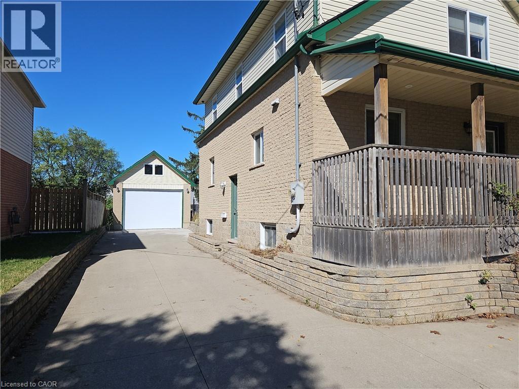 26 Fifth Avenue Unit# Lower, Kitchener, Ontario  N2C 1P4 - Photo 2 - 40755766