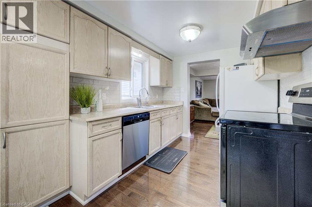 155 Bankside Drive, Kitchener, Ontario  N2N 3E4 - Photo 6 - 40775646