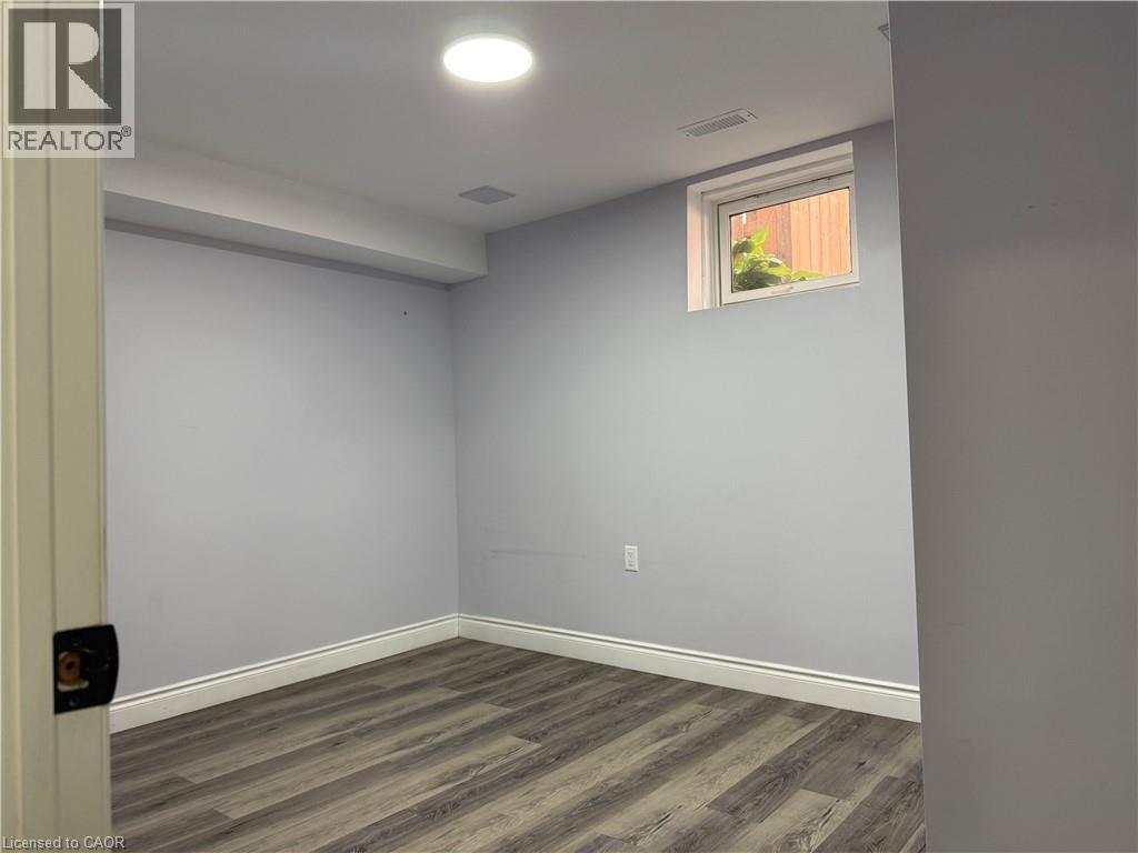 222 Doon Mills Drive Unit# Basement, Kitchener, Ontario  N2P 2R9 - Photo 11 - 40775896