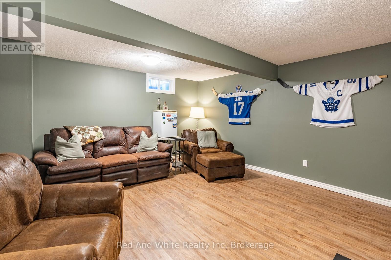 3 - 255 Northlake Drive, Waterloo, Ontario  N2V 1Z2 - Photo 21 - X12442100