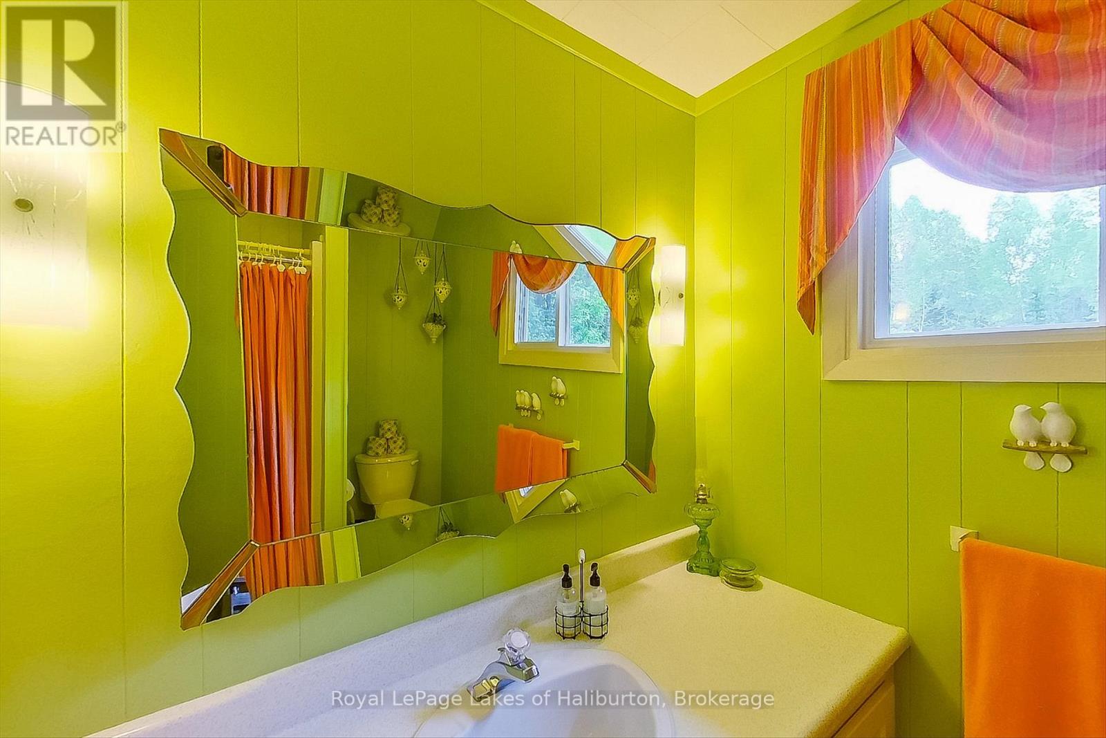 1093 Lamar Drive, Algonquin Highlands, Ontario  K0M 1S0 - Photo 24 - X12442252