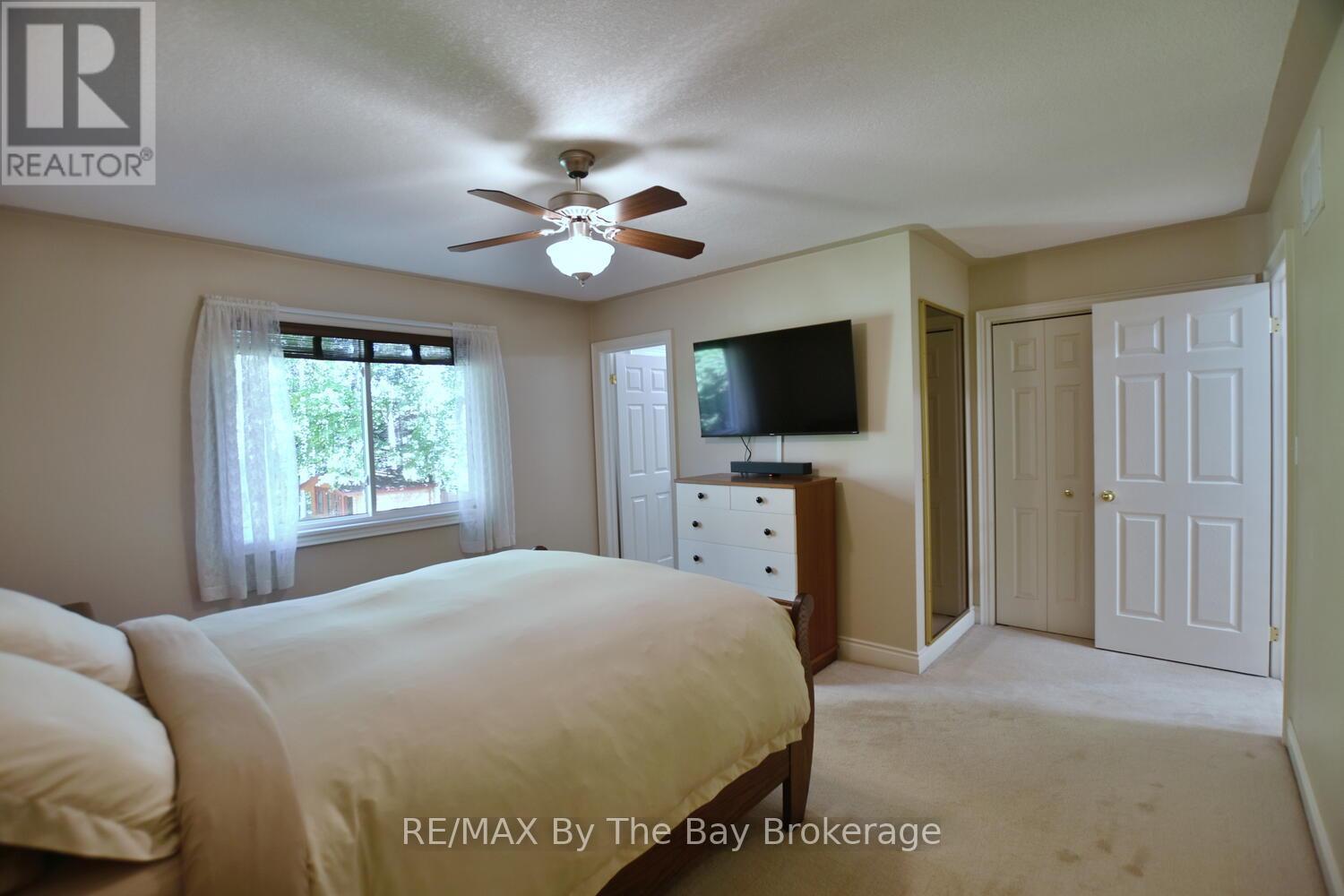60 Caribou Trail, Wasaga Beach, Ontario  L9Z 1H4 - Photo 21 - S12442297
