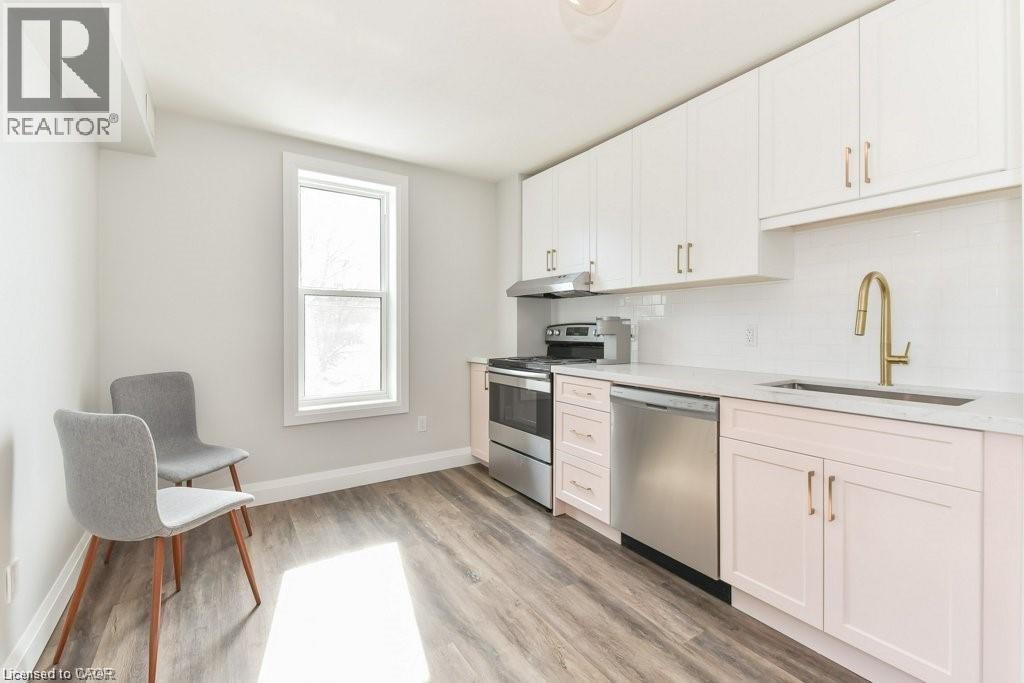 132 Ahrens Street W Unit# 4, Kitchener, Ontario  N2H 4C7 - Photo 5 - 40775262