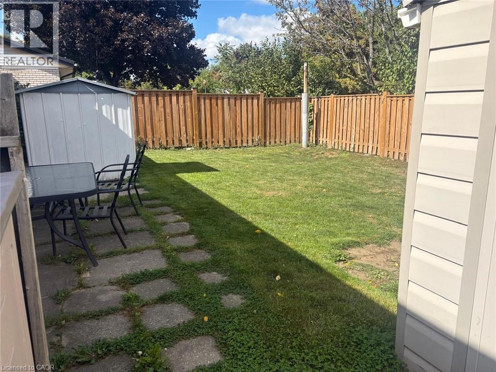 4 Hart Place Unit# Lower, Hamilton, Ontario  L8H 2R9 - Photo 15 - 40776045
