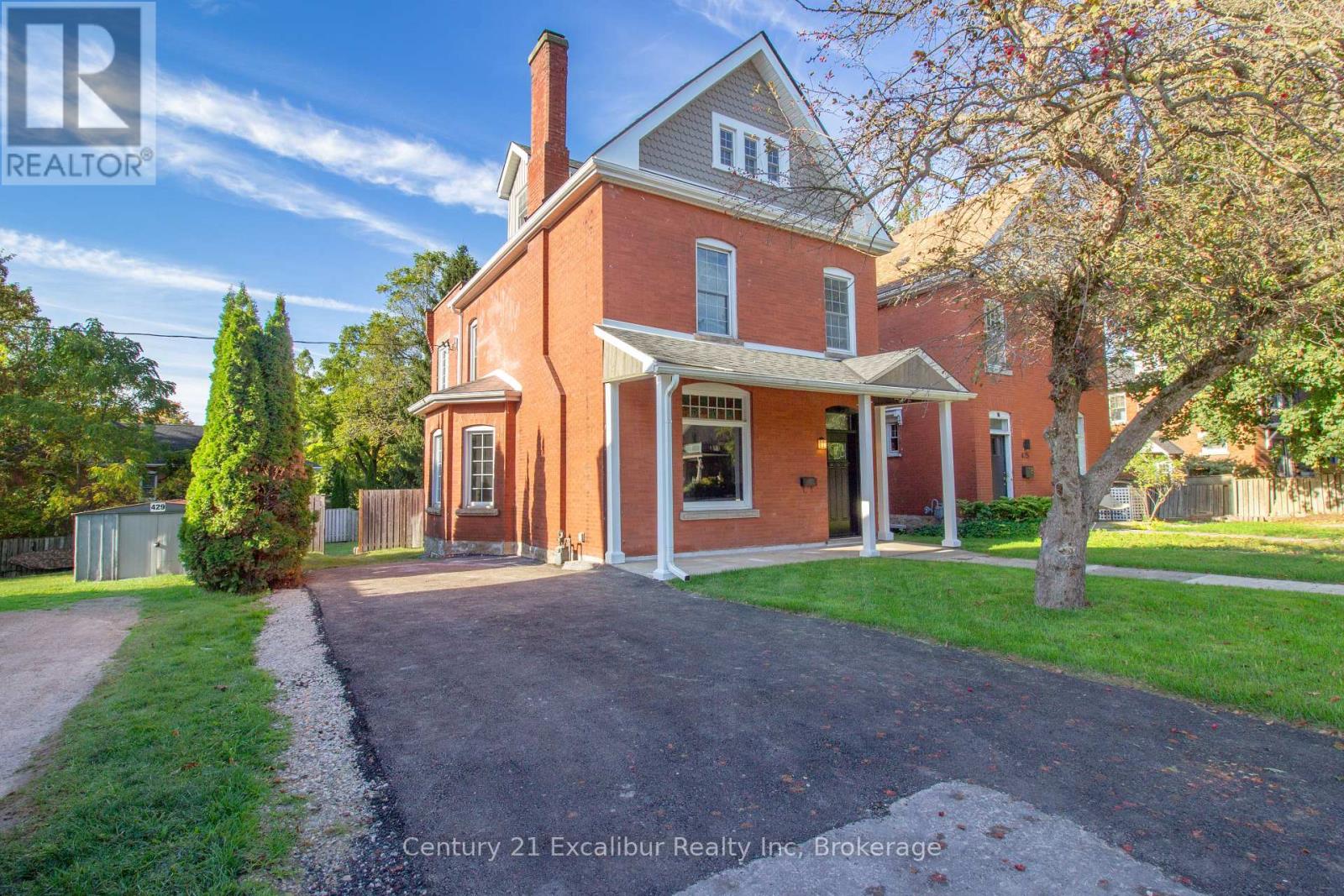 445 St David Street N, Centre Wellington, Ontario  N1M 2K3 - Photo 1 - X12442907