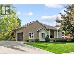 206 DUMBARTON Avenue, Hamilton, Ontario