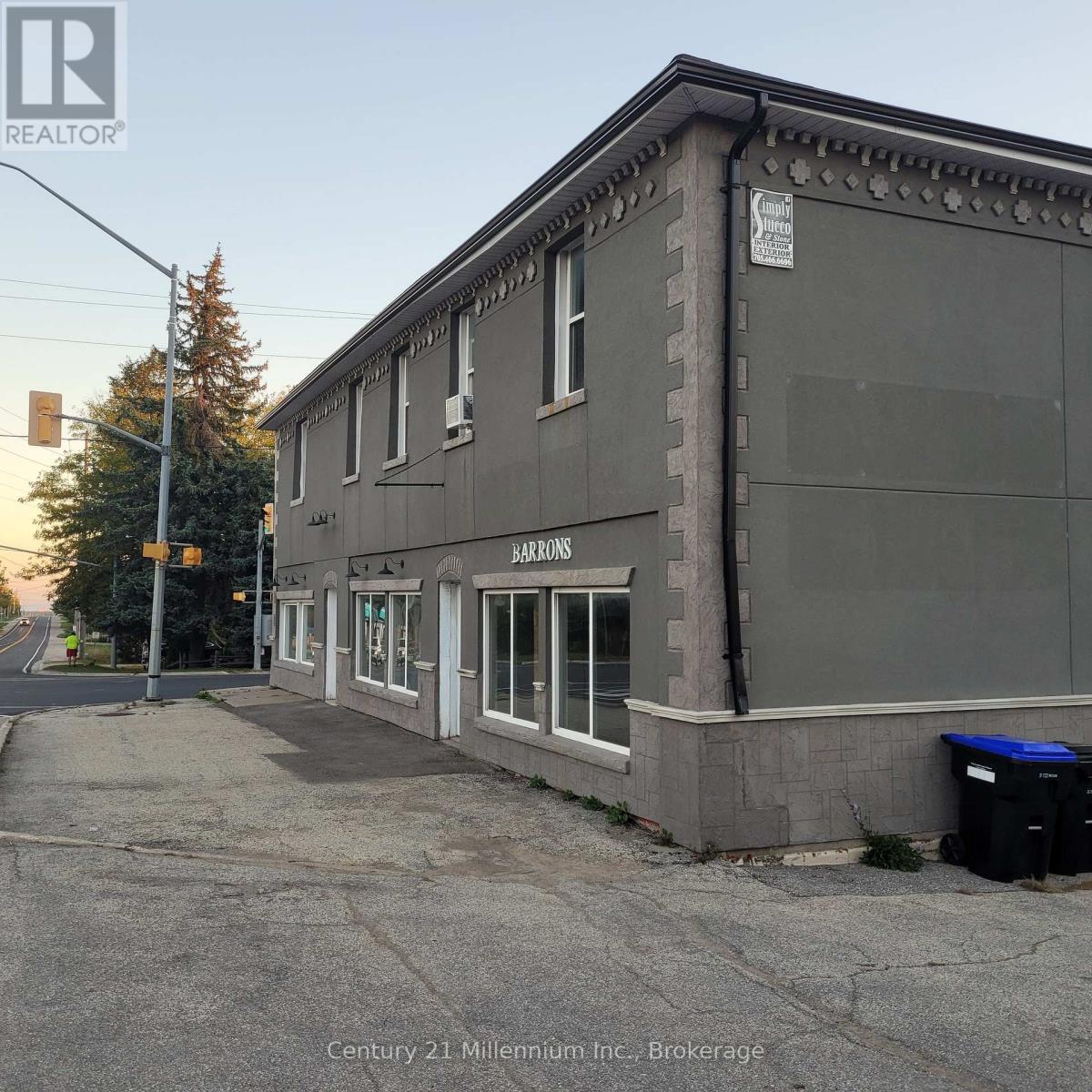2791 124 County Road, Clearview, Ontario  L0M 1H0 - Photo 1 - S12443602