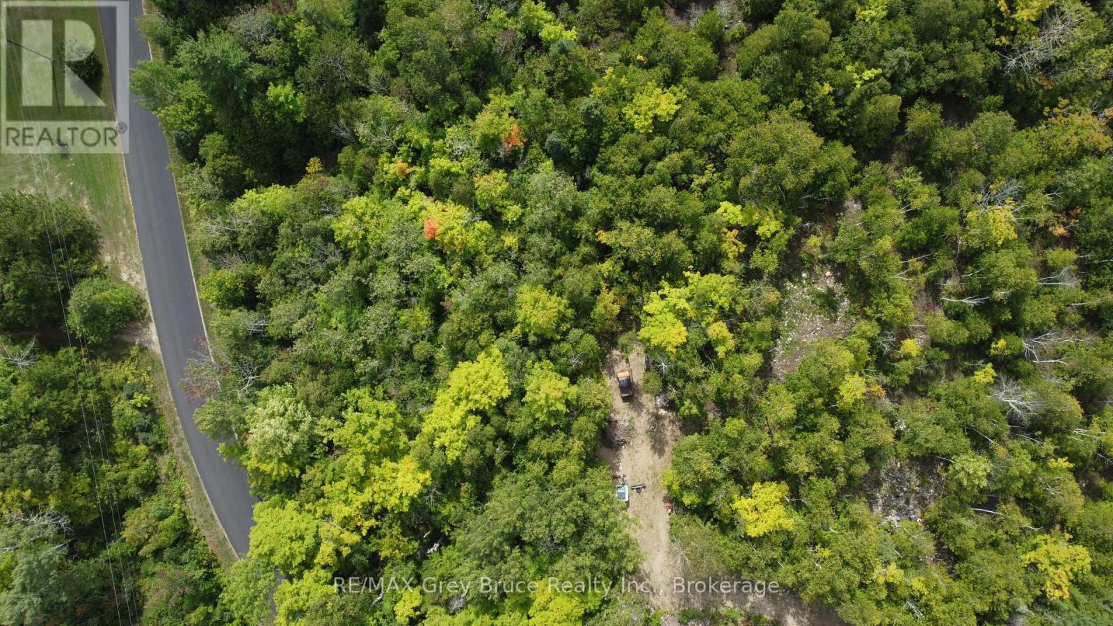 41 Noble Drive, Northern Bruce Peninsula, Ontario  N0H 1Z0 - Photo 22 - X12443474