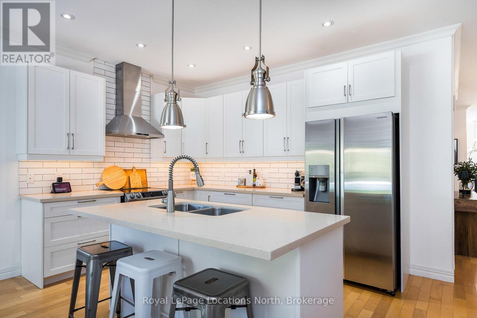 86 Marilyn Avenue S, Wasaga Beach, Ontario  L9Z 2Y1 - Photo 19 - S12443868