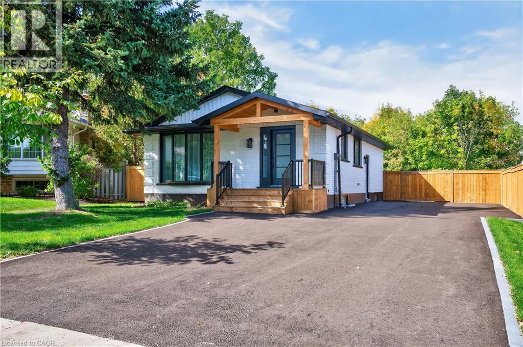 75 Britten Close Unit# 2, Hamilton, Ontario  L9C 4K1 - Photo 3 - 40776313