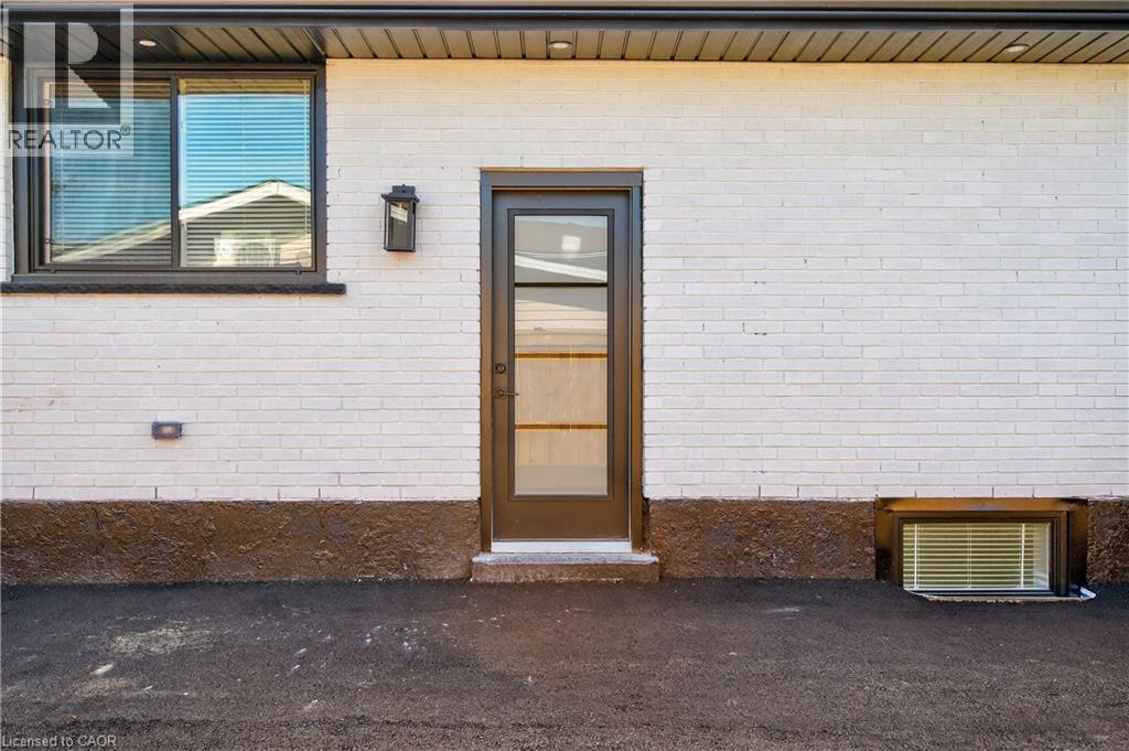 75 Britten Close Unit# 2, Hamilton, Ontario  L9C 4K1 - Photo 5 - 40776313