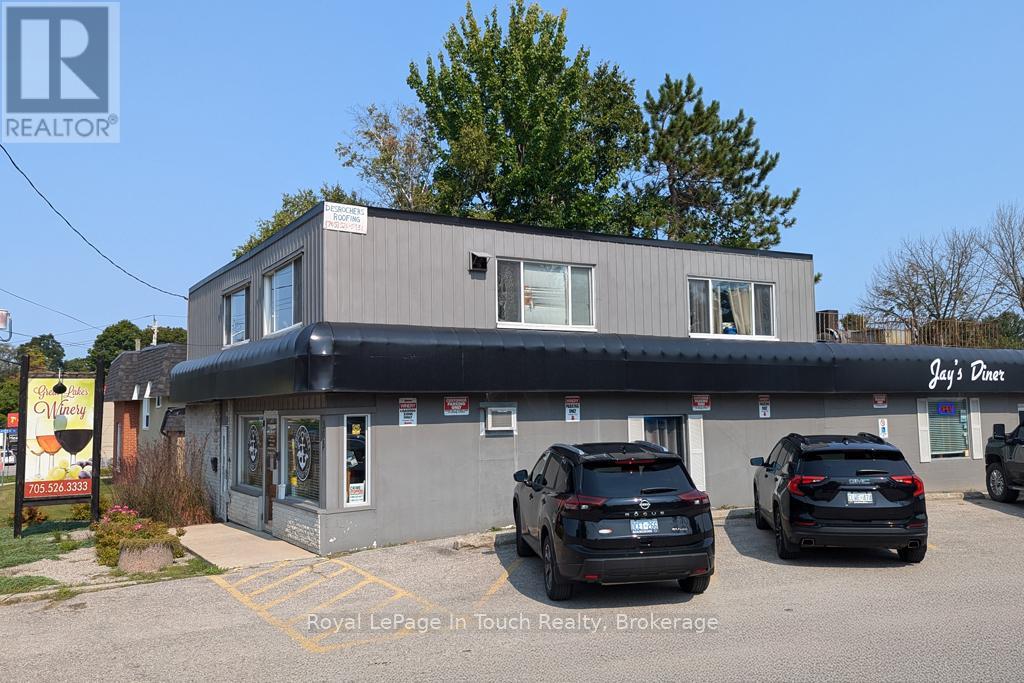 505 King Street, Midland, Ontario  L4R 3N5 - Photo 1 - S12444566