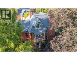 105 VANSITTART Avenue, Woodstock, Ontario