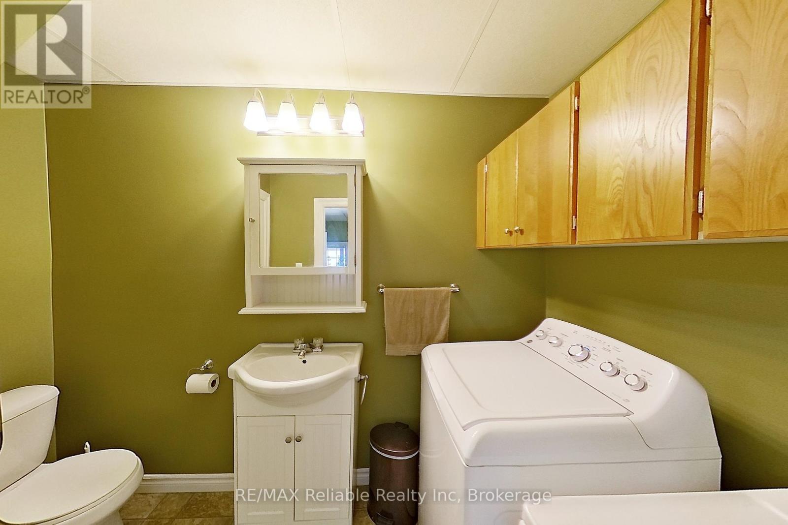 91 King Street, Bluewater, Ontario  N0M 1X0 - Photo 14 - X12445371