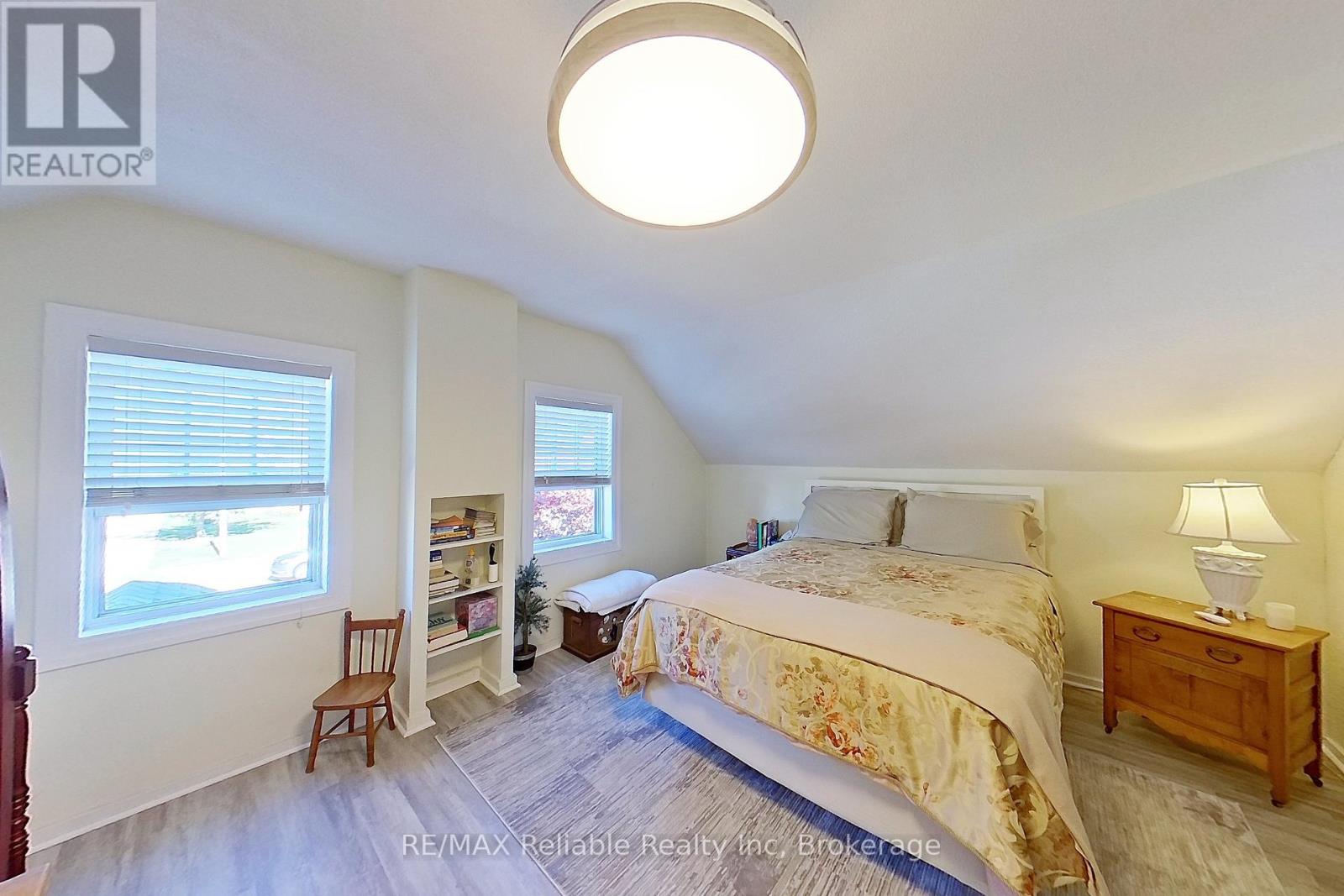 91 King Street, Bluewater, Ontario  N0M 1X0 - Photo 34 - X12445371