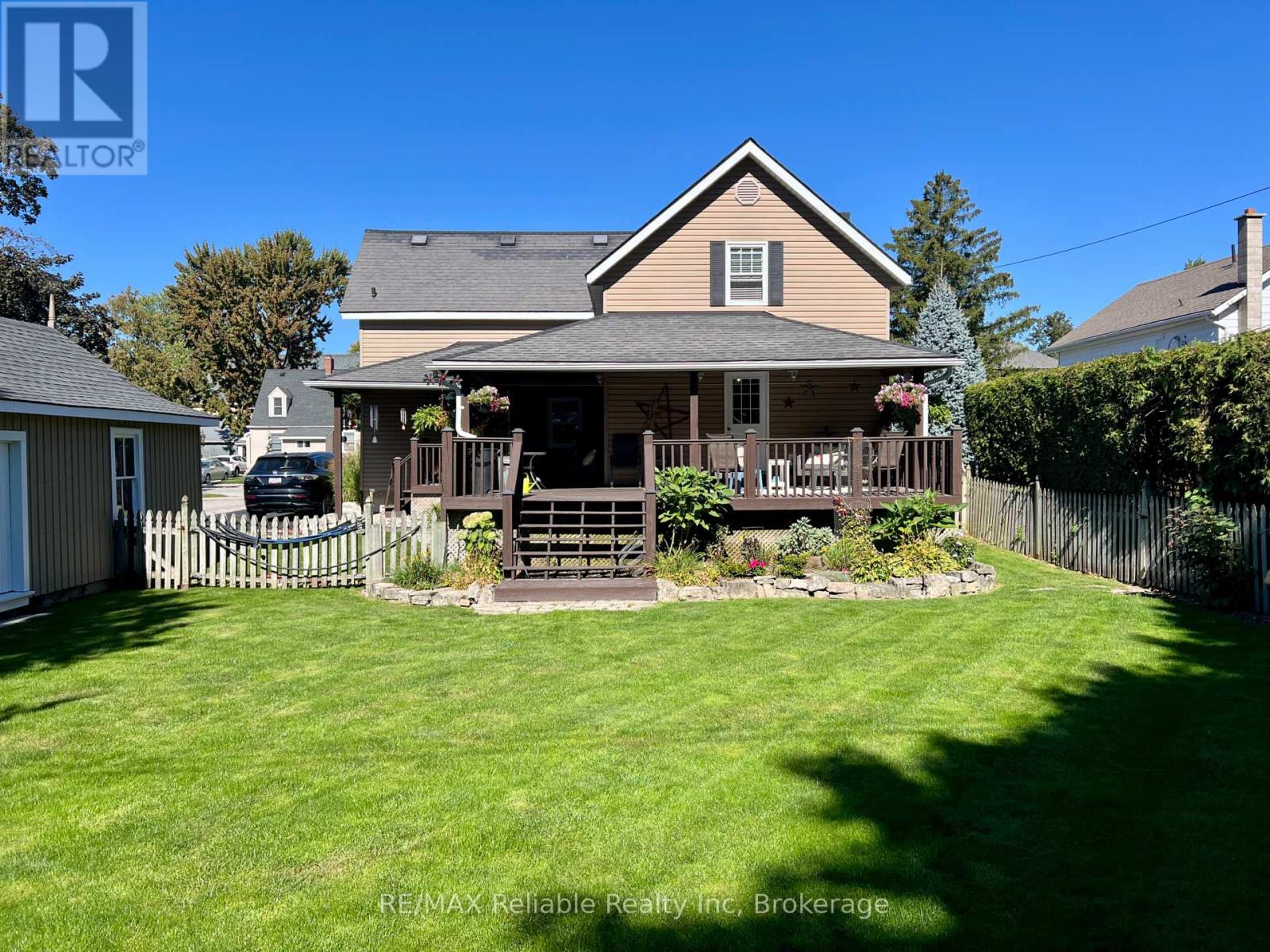 91 King Street, Bluewater, Ontario  N0M 1X0 - Photo 4 - X12445371