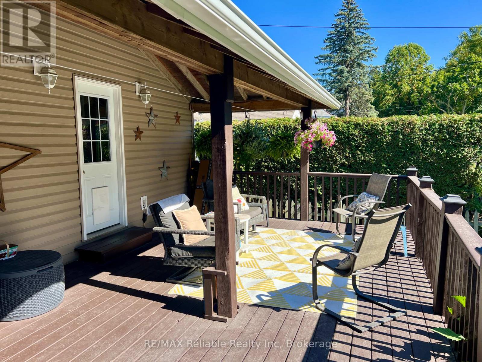 91 King Street, Bluewater, Ontario  N0M 1X0 - Photo 43 - X12445371