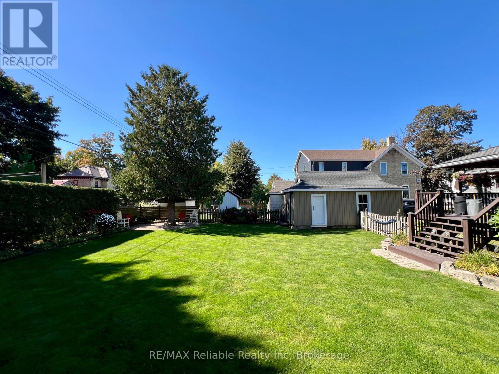 91 King Street, Bluewater, Ontario  N0M 1X0 - Photo 5 - X12445371