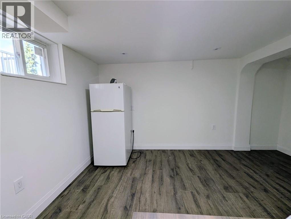 174 Linden Avenue Unit# Lower, Scarborough, Ontario  M1K 3H8 - Photo 4 - 40764209