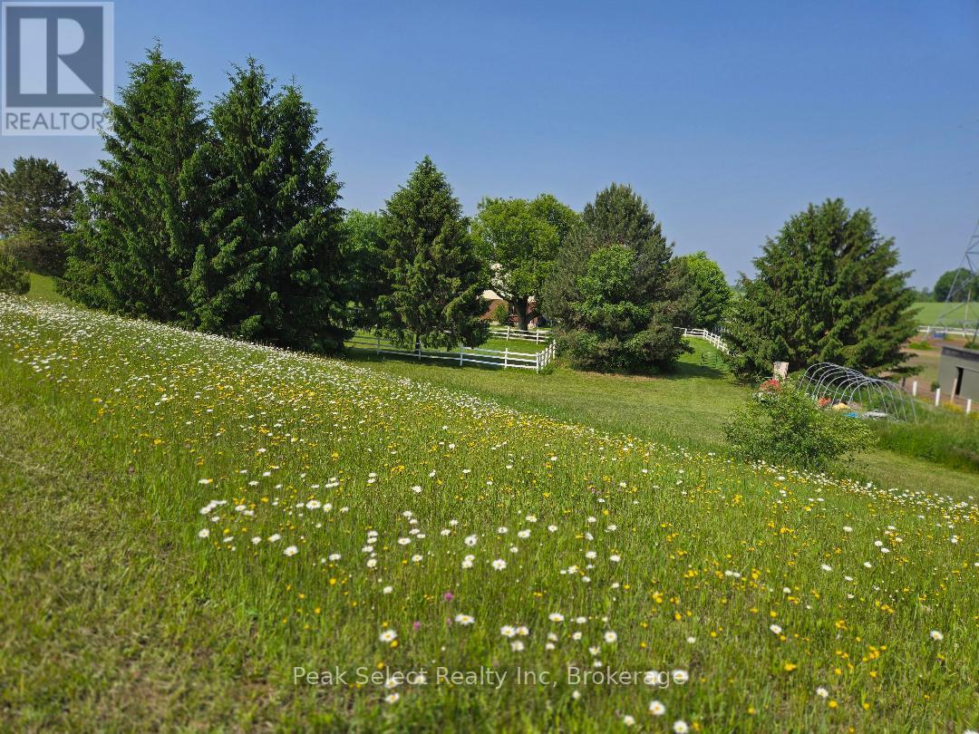 20076 Cherryhill Road, Thames Centre, Ontario  N0M 2M0 - Photo 15 - X12445518