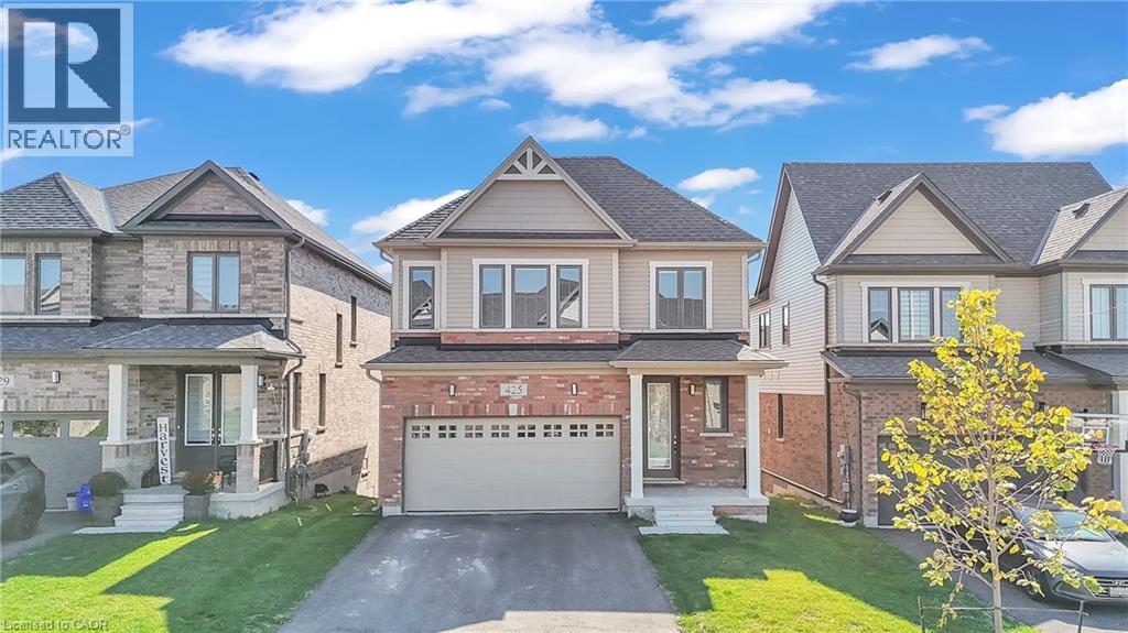 425 ROBERT WOOLNER Street, Ayr, Ontario