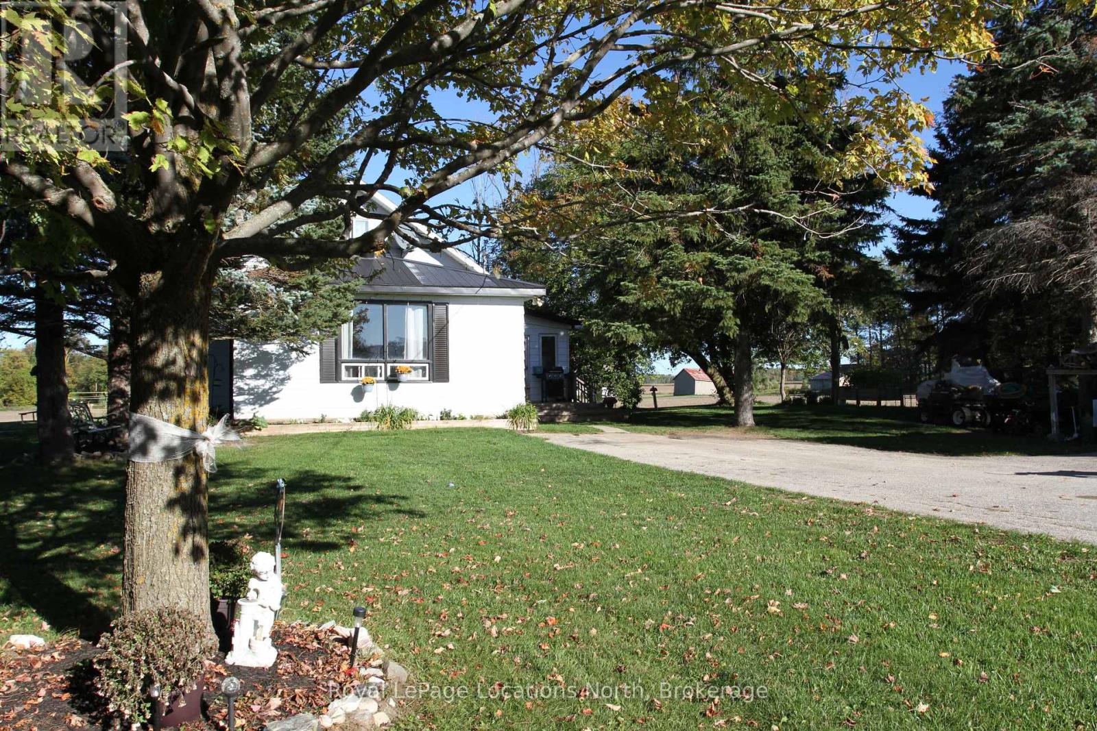 1539 6 Concession N, Clearview, Ontario  L0M 1S0 - Photo 1 - S12446601