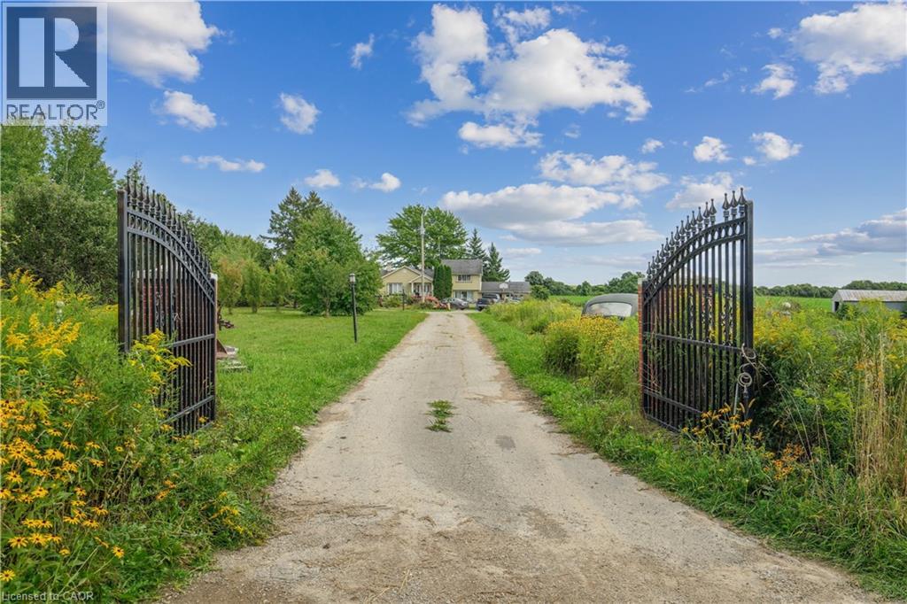 8033 Sideroad 10, Guelph, Ontario  N1H 6J1 - Photo 7 - 40769807